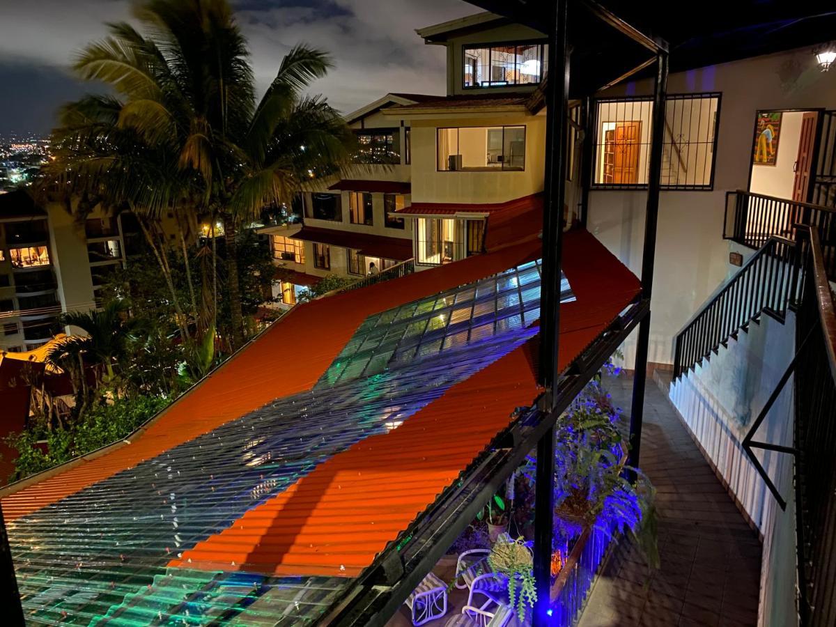 Casa Reflejos City View San José Exteriér fotografie
